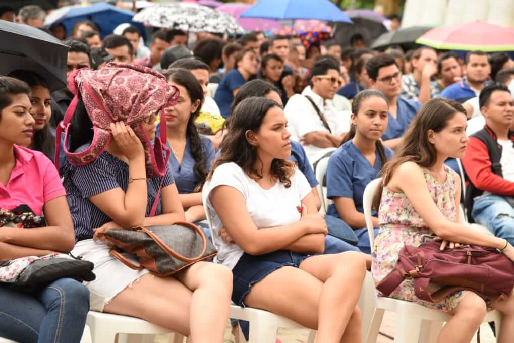 El Consejo Académico de esta Casa de Estudios emitió un comunicado en el que reconoce la importancia de la movilización liderada por estudiantes, docentes, y empleados durante los últimos días en defensa de la educación superior pública.