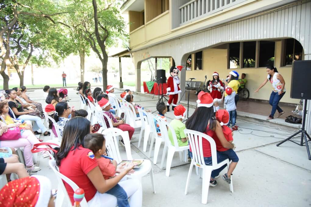 UNIMAGDALENA vive el espíritu de la Navidad