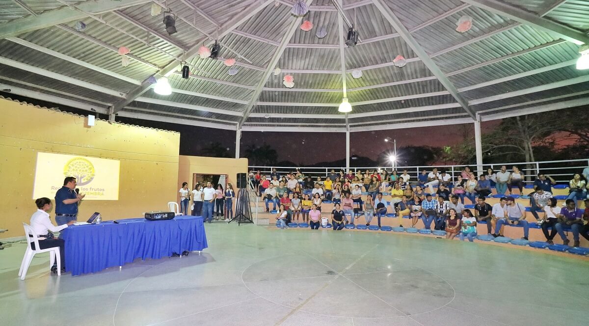 Programa de Administración de Empresas de UNIMAGDALENA se prepara para recibir visita de pares académicos