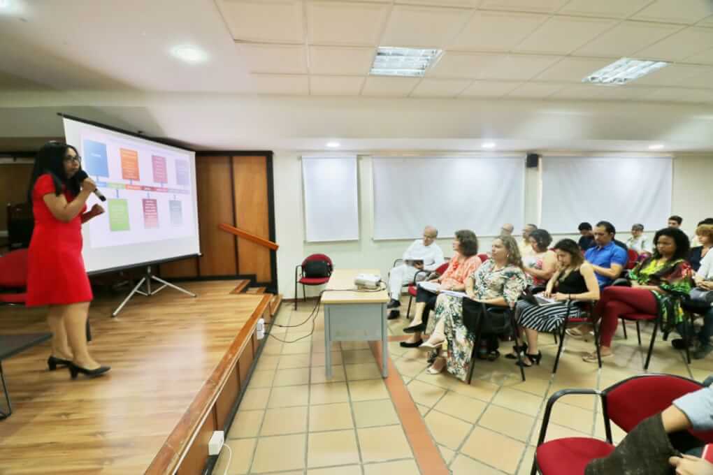 Retos en economía, medio ambiente y vivienda de Santa Marta fueron analizados en UNIMAGDALENA