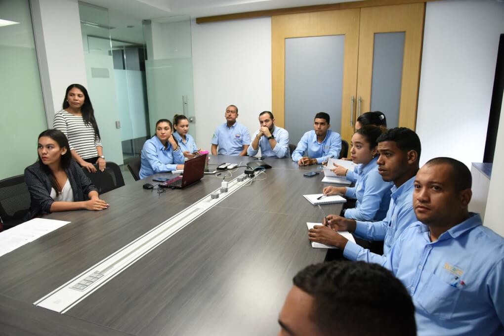 Docentes y estudiantes de UNIMAGDALENA realizaron jornadas de capacitación a funcionarios de la Zona Franca Tayrona