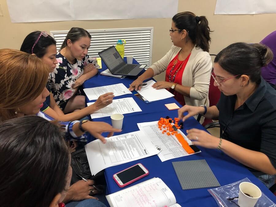 Con piezas de Lego fortalecen Gestión de Proyectos Universitarios