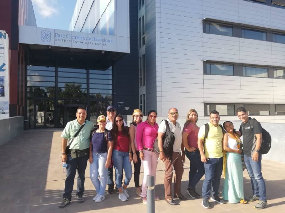 Estudiantes de la Especialización en Docencia Universitaria, realizan prácticas formativas en España