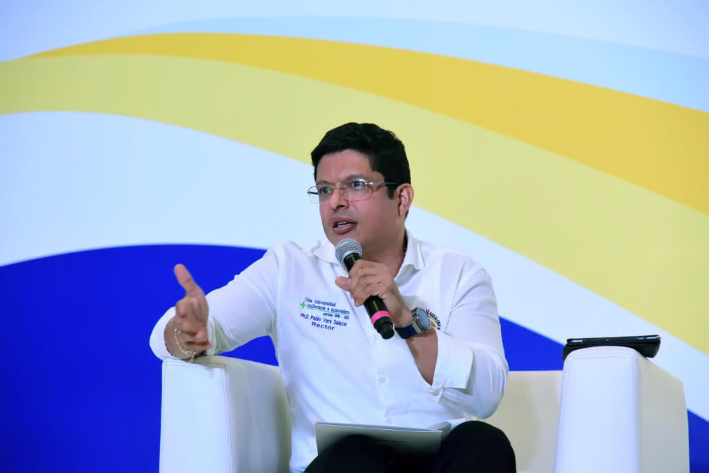 Doctor Pablo Vera agradece a la comunidad académica por el apoyo histórico para seguir liderando a UNIMAGDALENA