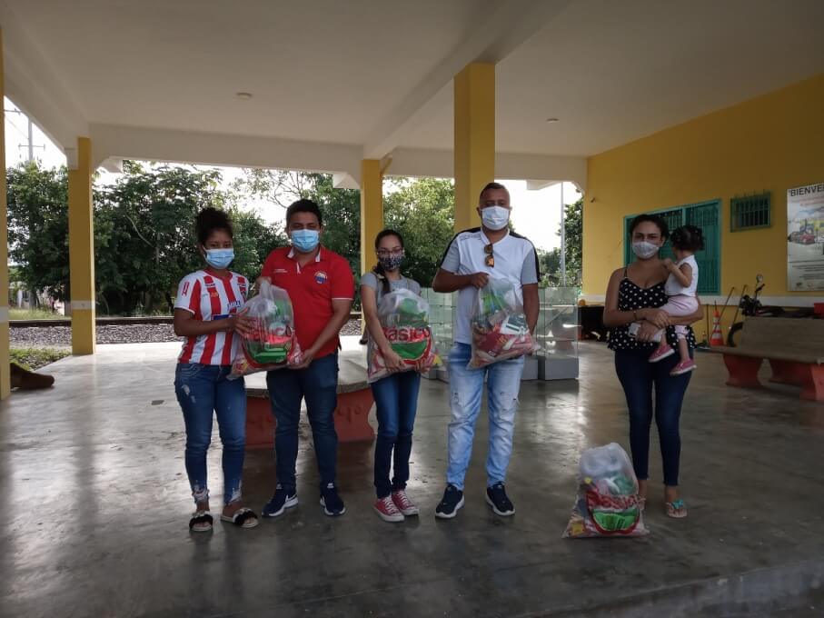 UNIMAGDALENA entregó 130 mercados a hogares de estudiantes afectados por ola invernal
