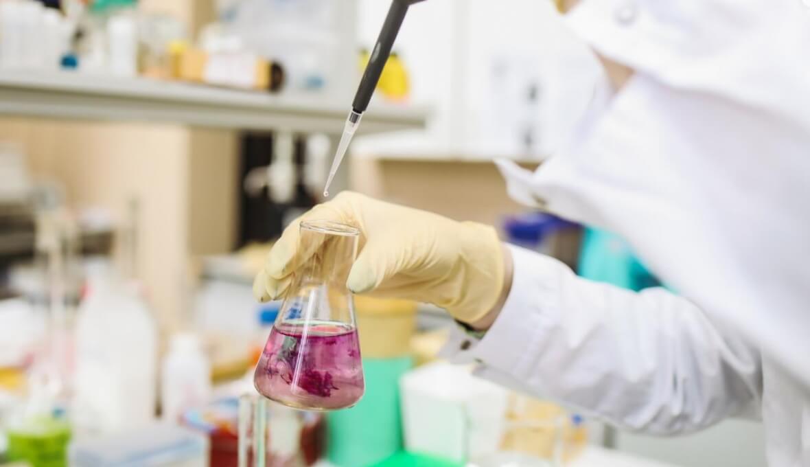 En UNIMAGDALENA se expuso proceso químico indispensable para mejorar la calidad de vida