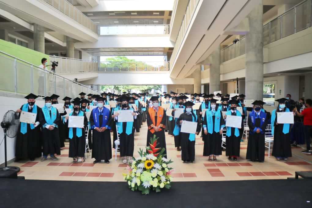 UNIMAGDALENA tituló 71 profesionales en Administración  de la Seguridad y Salud en el Trabajo y 22 en  Administración Pública