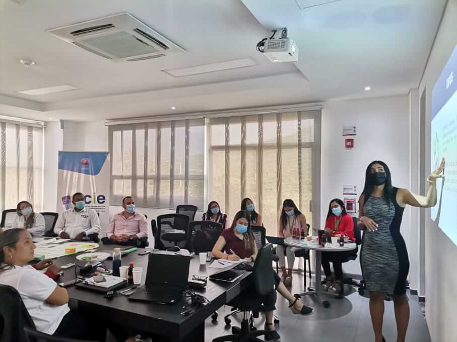 UNIMAGDALENA  dicta talleres de capacitación para resolver problemáticas empresariales