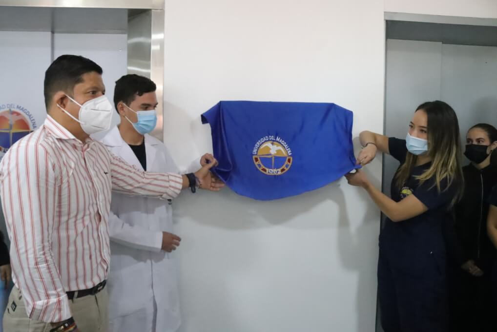 Rector de UNIMAGDALENA, Pablo Vera Salazar; inaugura nuevo Centro de Innovación y Transferencia en Salud