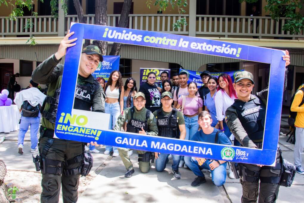 La Plazoleta Central fue el escenario en la que los miembros del Gaula, presentaron en distintos stands, las acciones de prevención que deben tener los ciudadanos en caso de ser víctima de cualquier delito.