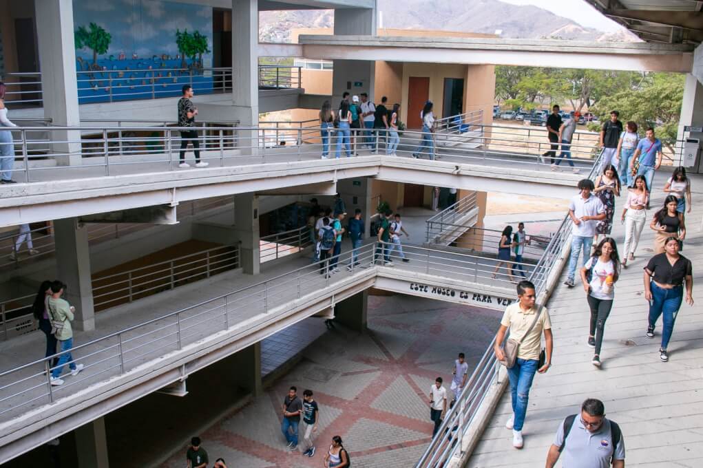 A las 5:30 a.m. estarán abiertas las puertas para recibir a más de 25.000 estudiantes para iniciar su semestre académico.