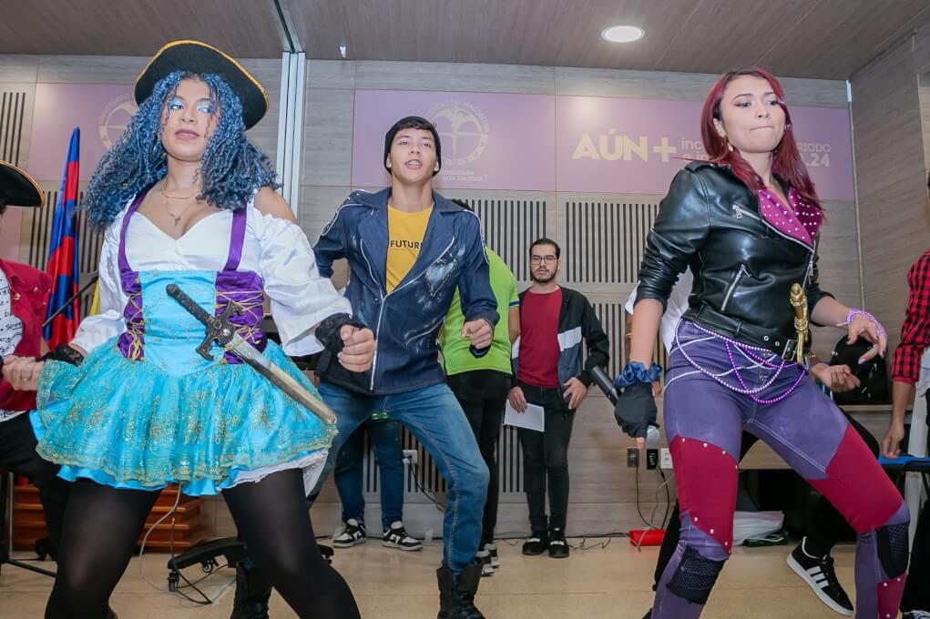 Musicales, desfiles y competencias hicieron parte de la agenda del English Day.