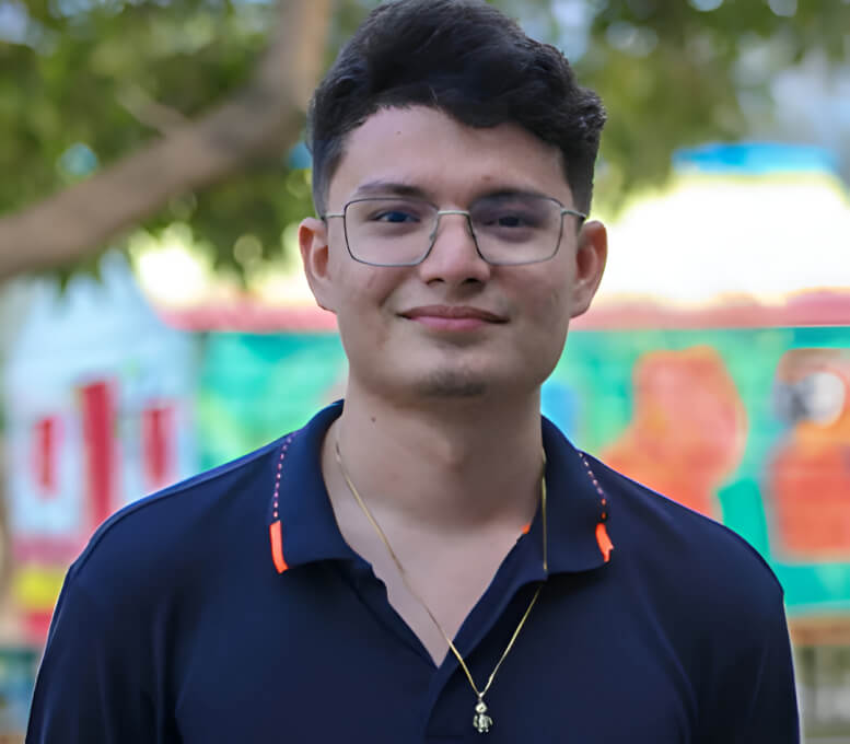 ¡Felicitaciones a Jair Giraldo Almonacid!