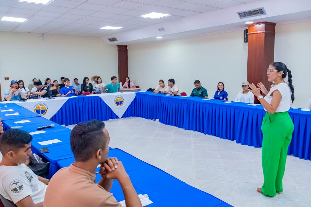 LANZAMIENTO.RED.LÍDER.1