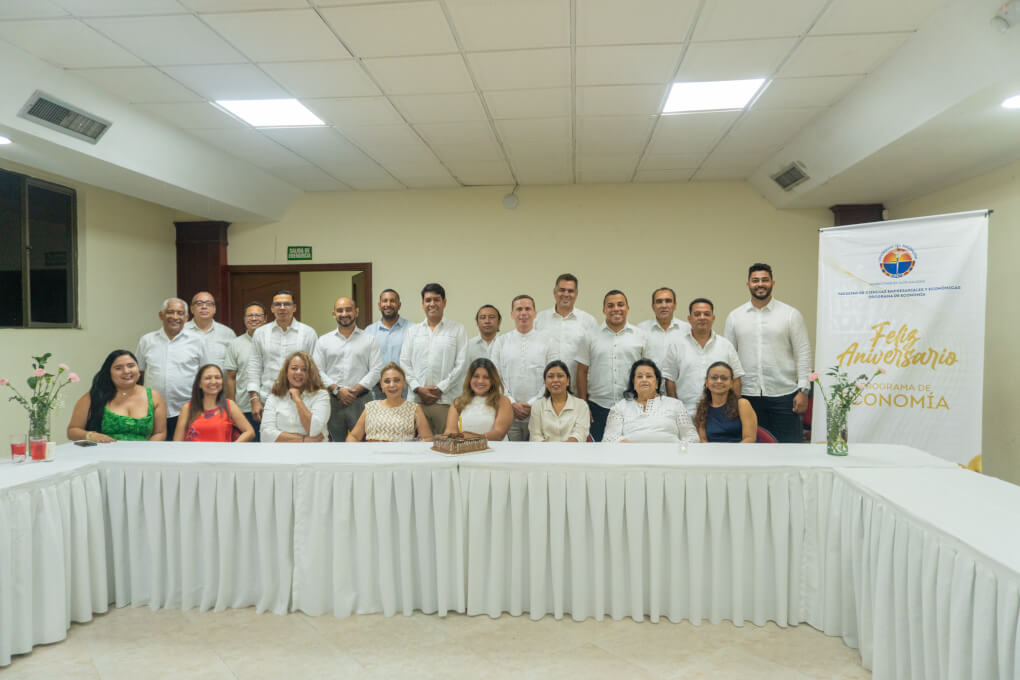 En el marco del proceso de acreditación, reconocer las buenas prácticas docentes no es sólo un ejercicio simbólico, sino un componente esencial para consolidar una cultura de excelencia.