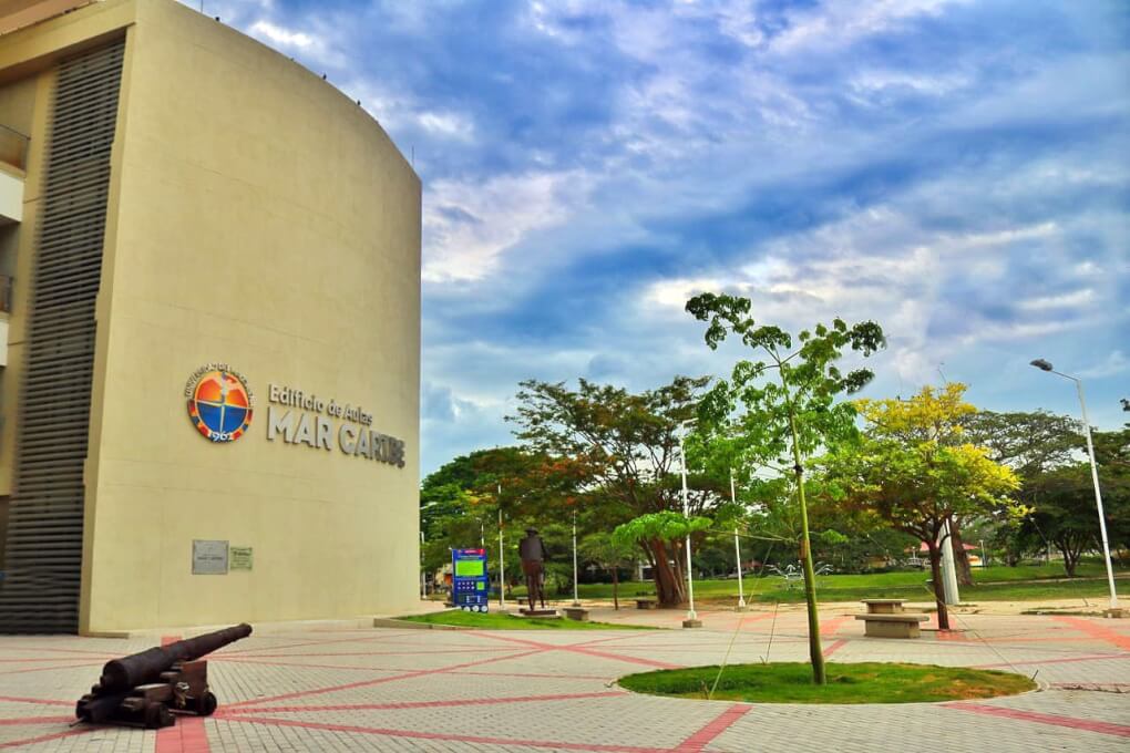 Edificio Mar Caribe