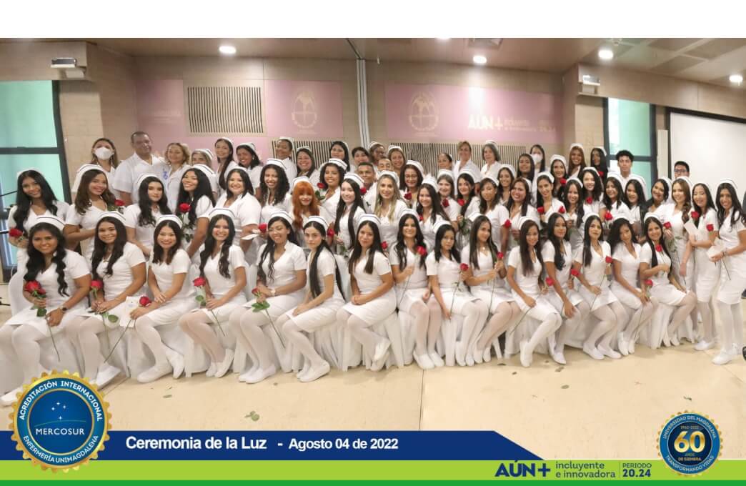 Estudiantes del programa recibieron símbolos por parte de sus docentes en Universidad del Magdalena