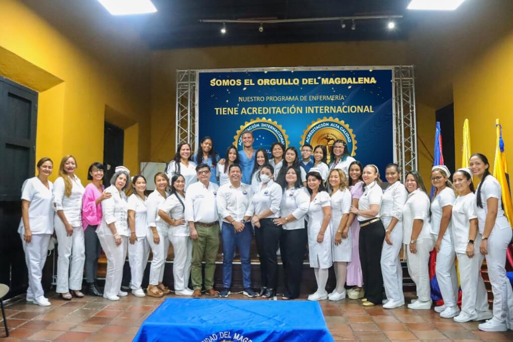 El programa de enfermería recibió la acreditación internacional por las agencias Arcusur-Mercosur