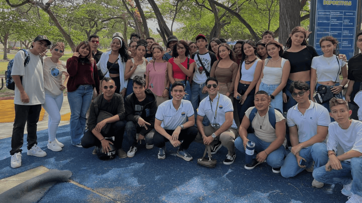 Bienvenida estudiantes 2025-I Programa de Administración de Empresas Turísticas y Hoteleras