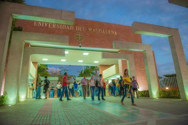 Nuevo acceso peatonal de la universidad del Magdalena