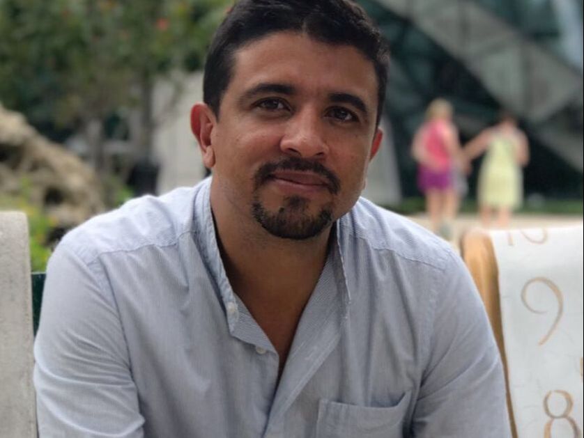 Foto de perfil de CARLOS ROMULO DEL CAIRO HURTADO
